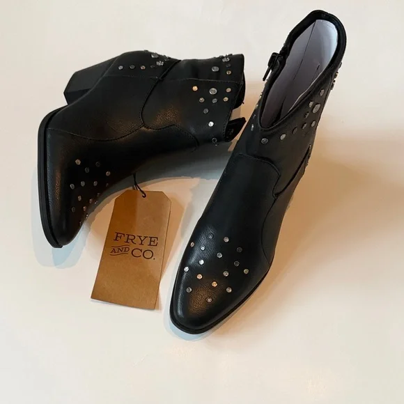 🆕 FRYE & CO Leather Studded Western Boots - Picture 1 of 9
